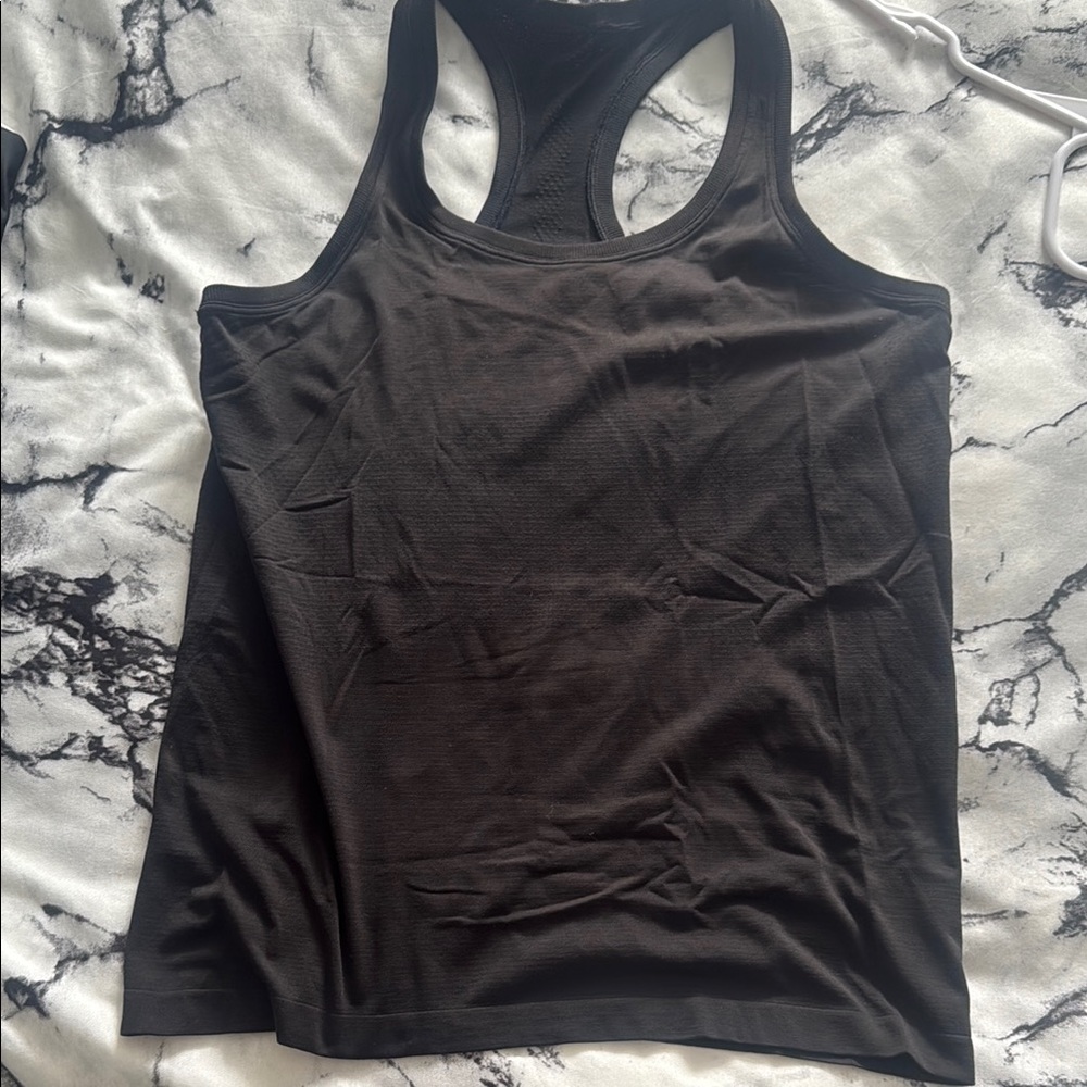 Lululemon Athletica Black Fitted Sleeveless Tank Top